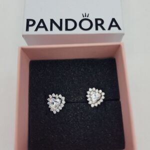 NIB PANDORA Sterling Silver Elevated Heart Stud Earrings